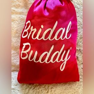 Bridal Buddy EUC. Only used one time at my wedding. Letter on bag peeling